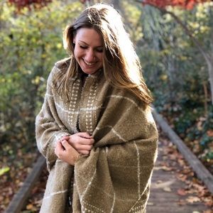 Meet your Posher, Sydney